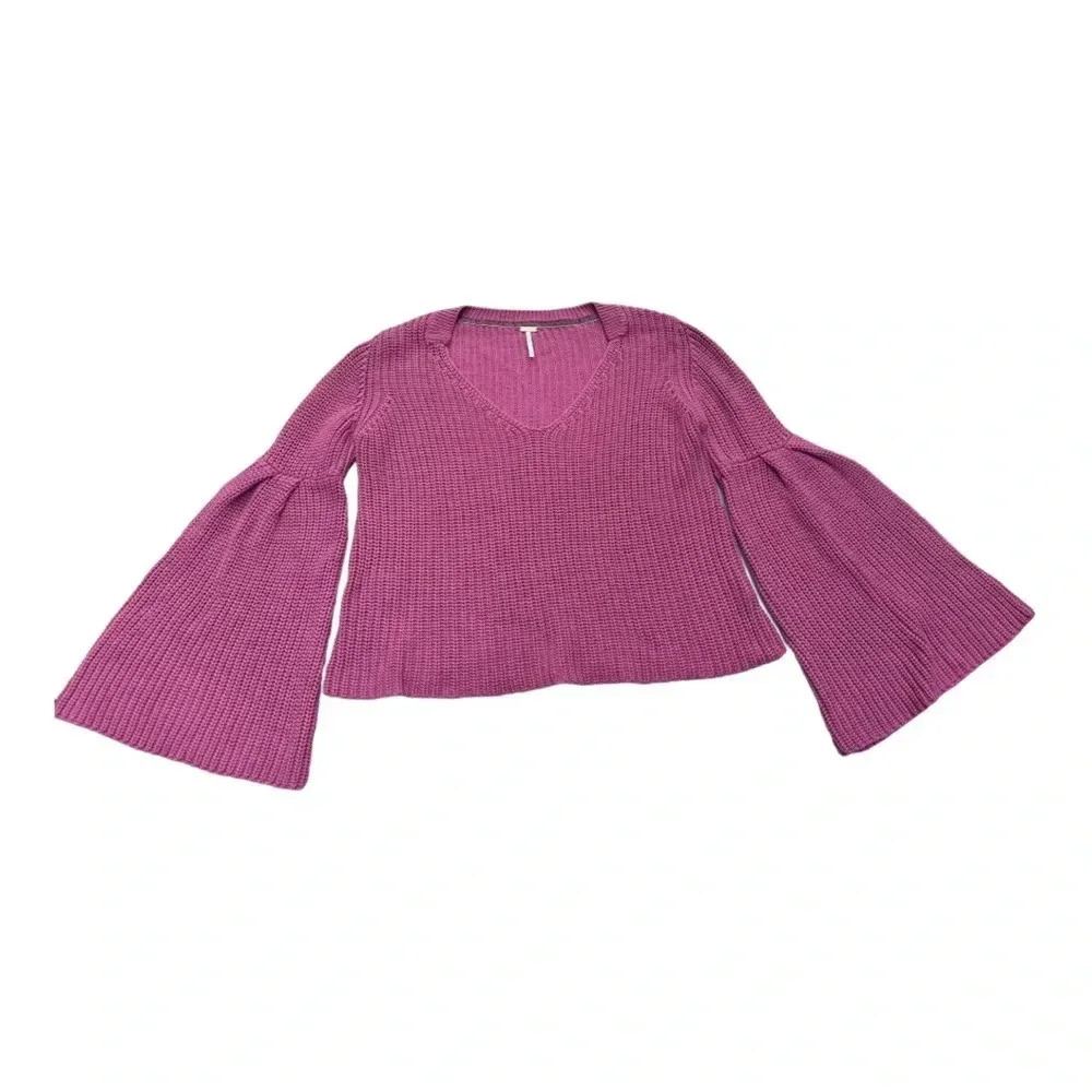 Free People Pink Damsel Bell Sleeve Cropped Knit Sweater // S - Picture 2 of 8